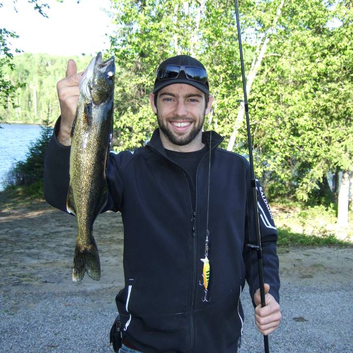 Pêche à la truite, au doré et au brochet